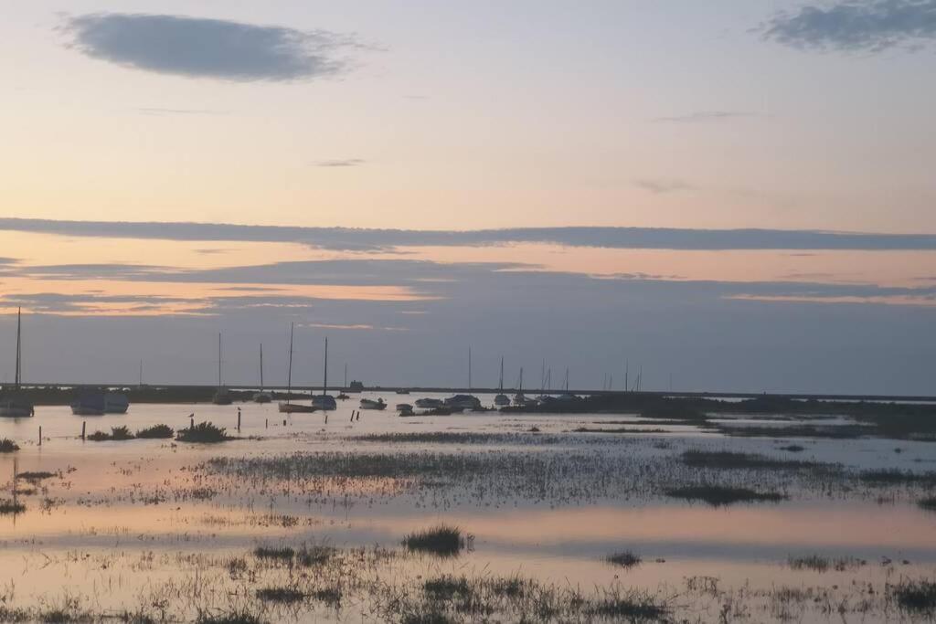 Blakeney Norfolk Bramble Lodge ***Self Catering*** Eksteriør bilde
