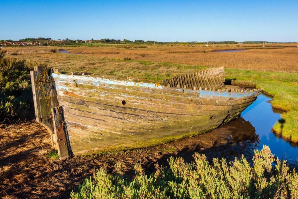Blakeney Norfolk Bramble Lodge ***Self Catering*** Eksteriør bilde